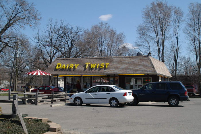 Dairy Twist - 2004 Photo